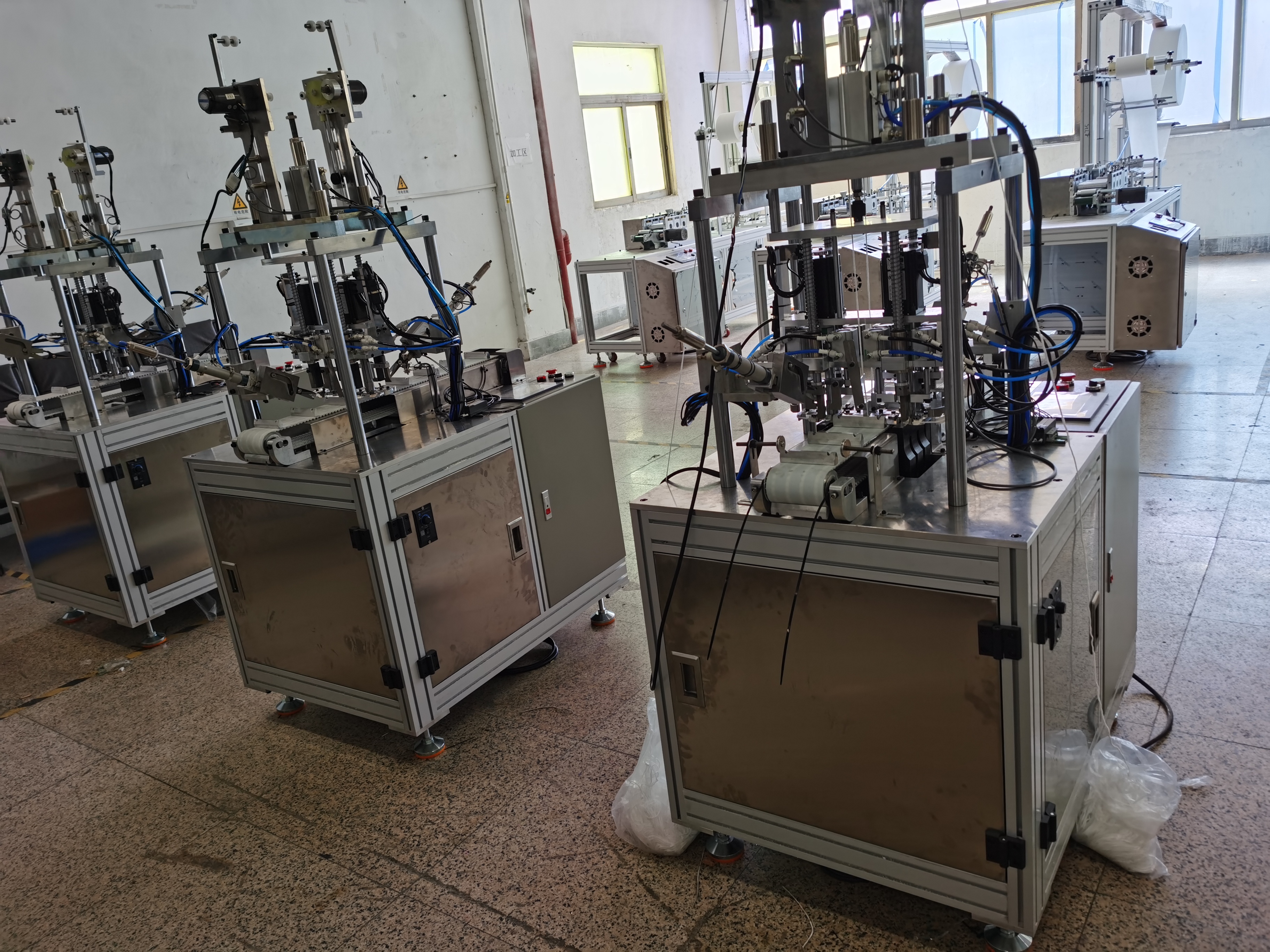 半自動焊耳帶機